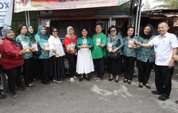 Di Bawah Arahan Wali Kota Wesly, Ny Liswati Turun Langsung Bina UMKM Siantar Timur