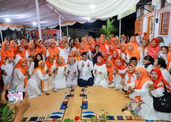 Wesly Silalahi Kirim Herlina Dampingi Bobby Nasution, Warga Siantar Antusias di Buka Puasa KBSB