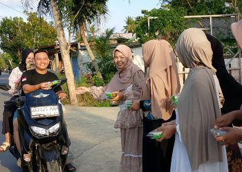IRM Labuhan Deli Bagikan 150 Paket Takjil di Karang Gading, Lanjutkan Safari Ramadan