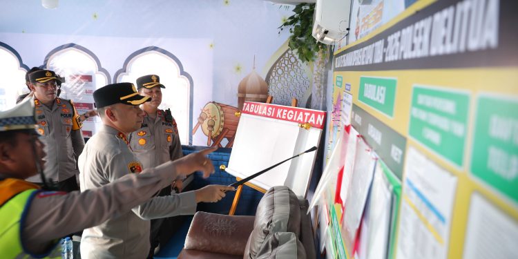 Kapolrestabes Medan Berikan Atensi Khusus kepada Personel Pospam Underpass Titi Kuning Kapolrestabes Medan Berikan Atensi Khusus kepada Personel Pospam Underpass Titi Kuning