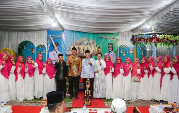 Wali Kota Wesly Tutup MTQN Siantar Marimbun, Marihat Jaya Raih Juara Umum Wali Kota Wesly Tutup MTQN Siantar Marimbun, Marihat Jaya Raih Juara Umum