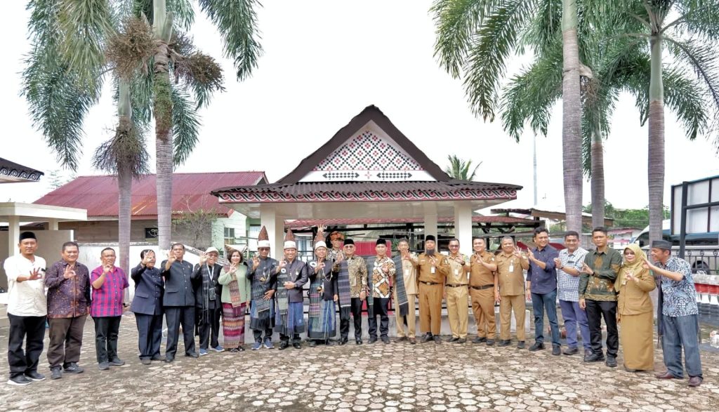 Semangat Warisan Leluhur Warnai Rangkaian HUT ke-193 Kabupaten Simalungun Semangat Warisan Leluhur Warnai Rangkaian HUT ke-193 Kabupaten Simalungun