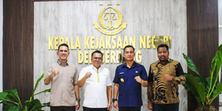 BNNK Deli Serdang dan Kejari Perkuat Sinergi P4GN Lewat Audiensi BNNK Deli Serdang dan Kejari Perkuat Sinergi P4GN Lewat Audiensi