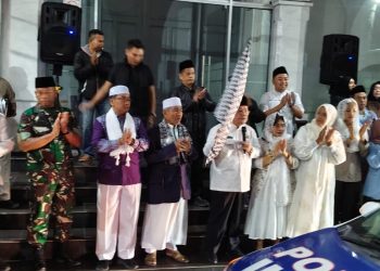 Aprial M Rizaldi Ginting Ikut Berangkatkan Jamaah Haji Pematangsiantar, Diiringi Lantunan Talbiyah