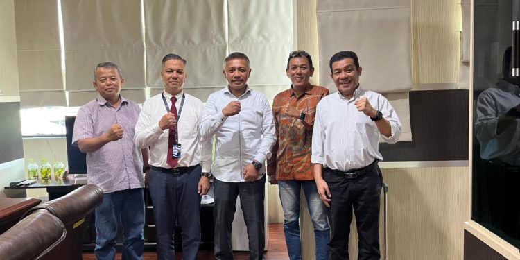 Dari Limbah Jadi Berkah: Kompil Gandeng Direktur Air Limbah Tirtanadi, Ikrimah Hamidy Siap Jadi Pembina Dari Limbah Jadi Berkah: Kompil Gandeng Direktur Air Limbah Tirtanadi, Ikrimah Hamidy Siap Jadi Pembina