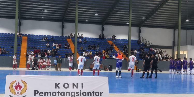 Di Bawah Sorotan KONI, Drama Adu Penalti Warnai Semifinal Futsal HUT ke-155 Pematangsiantar Di Bawah Sorotan KONI, Drama Adu Penalti Warnai Semifinal Futsal HUT ke-155 Pematangsiantar