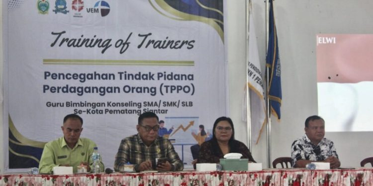 Lindungi Generasi Muda dari Ancaman TPPO, Guru BK Pematangsiantar Ikuti Pelatihan ToT Lindungi Generasi Muda dari Ancaman TPPO, Guru BK Pematangsiantar Ikuti Pelatihan ToT