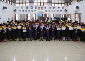 Wali Kota Wesly Silalahi Wisuda 65 Lansia, Tegaskan Usia Bukan Penghalang untuk Terus Belajar