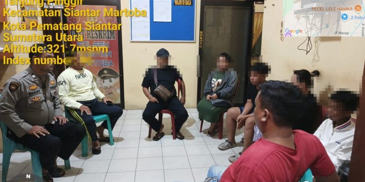 Polsek Siantar Martoba Gerak Cepat Mediasi Kasus Bullying Remaja yang Viral di Medsos Polsek Siantar Martoba Gerak Cepat Mediasi Kasus Bullying Remaja yang Viral di Medsos