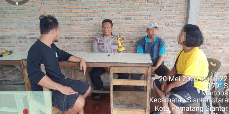 Polsek Siantar Marihat Bantu Petani Lewat Penyerahan Mesin Penggiling Jagung untuk Ketahanan Pangan Polsek Siantar Marihat Bantu Petani Lewat Penyerahan Mesin Penggiling Jagung untuk Ketahanan Pangan