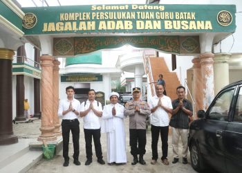 Kapolda Sumut Serahkan Sapi Kurban 600 Kilogram ke Persulukan Serambi Babussalam, TGB Ajak Perkuat Persatuan dan Toleransi