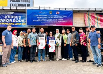 Pasar Horas Jaya Go Digital, Bank Sumut Luncurkan QRIS untuk Retribusi dan Salurkan KUR Miliaran Rupiah