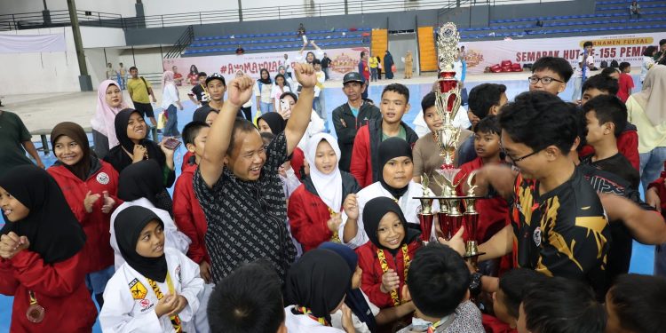 Dojo Dinas Pariwisata Juara I Umum Kejuaraan Karate Tako Indonesia Piala Ketua DPRD Siantar 2026