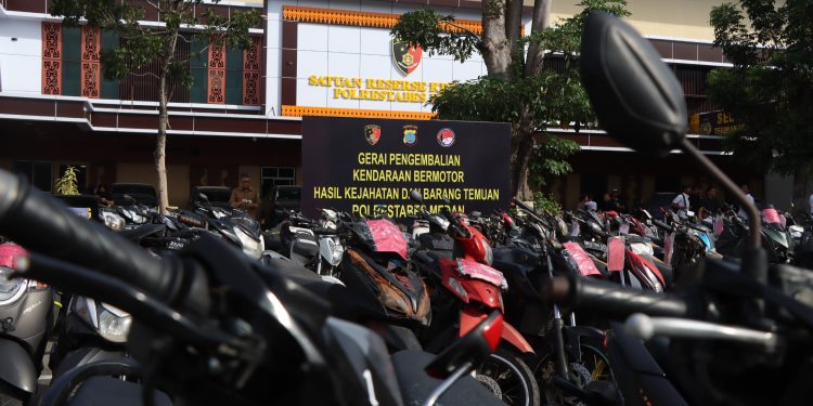 Polrestabes Medan Sita 150 Kendaraan dari Kasus Kejahatan, Siapkan Gerai Pengembalian Tanpa Biaya Polrestabes Medan Sita 150 Kendaraan dari Kasus Kejahatan, Siapkan Gerai Pengembalian Tanpa Biaya