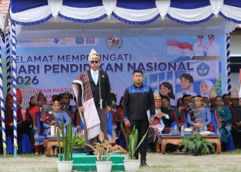 ‎Hardiknas di Siborongborong: Bupati Taput Tegaskan Pendidikan Karakter Prioritas Utama Hadapi Era AI
