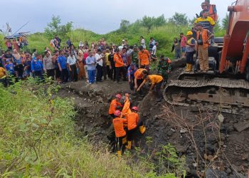Cari Timah Bekas di Tengah Malam, Dua Pekerja Tewas Tertimbun Longsor di PT Gahapi