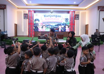 Brimob Sumut Hadirkan Edukasi Humanis, Anak-Anak TK Belajar Sambil Bermain di Markas Brimob