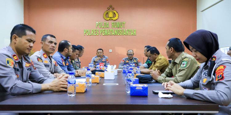 Wesly Silalahi Perkuat Sinergi Keamanan Kota, Pemko dan Polres Matangkan Sispam Pematangsiantar