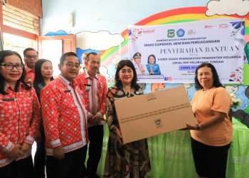Ny Liswati Wesly Silalahi Dorong UMKM Tomuan Naik Kelas, Bantuan Peralatan Jadi Pemicu Kebangkitan Ekonomi Warga