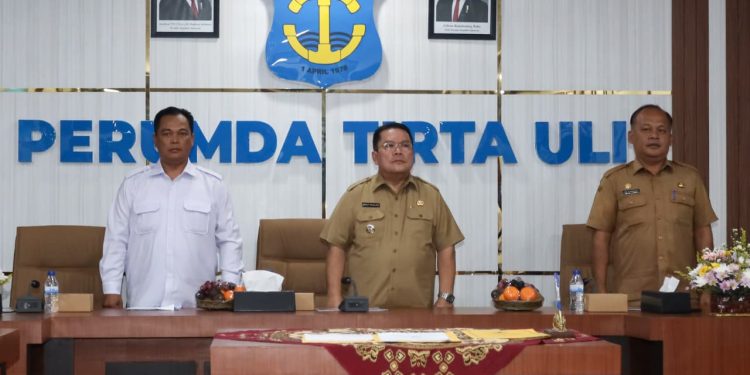 Wesly Silalahi Dorong Tirta Uli Tingkatkan Pelayanan, Setor Dividen Rp1,35 Miliar untuk Pematangsiantar Wesly Silalahi Dorong Tirta Uli Tingkatkan Pelayanan, Setor Dividen Rp1,35 Miliar untuk Pematangsiantar