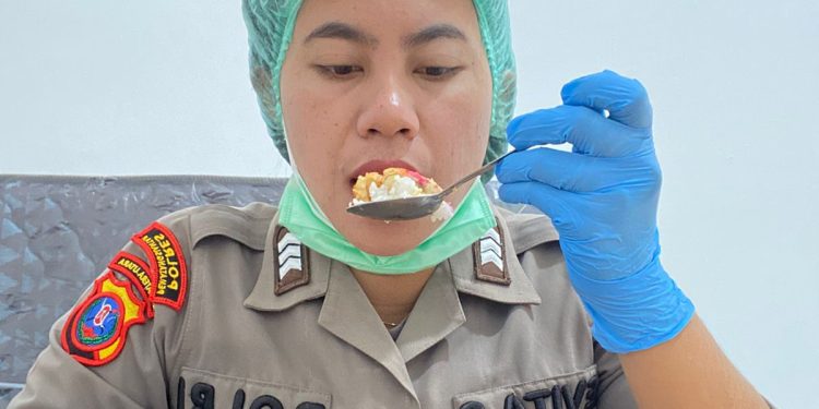 Sebelum Dibagikan ke 1.577 Penerima, Dokkes Polres Pematangsiantar Pastikan Makanan Bergizi Gratis Aman Dikonsumsi