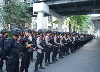 Brimob Polda Sumut Kawal Humanis Aksi Mahasiswa di DPRD Sumut, Demokrasi Berjalan Aman dan Kondusif