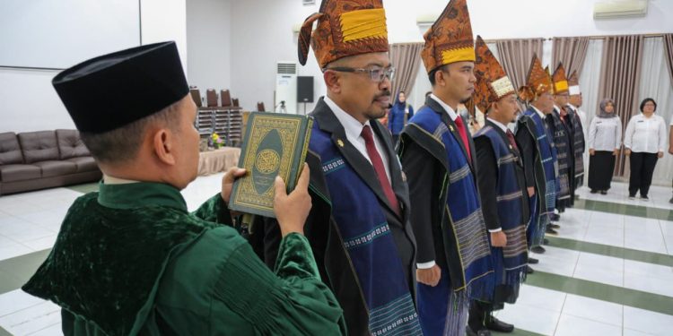 Wesly Silalahi Lantik Tujuh Pejabat Strategis, Tegaskan Komitmen Wujudkan Pematangsiantar Cerdas, Sehat, Kreatif, dan Selaras