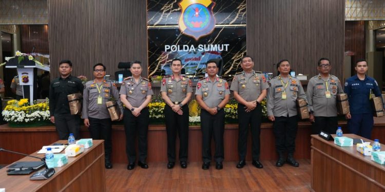Brimob Polda Sumut Bersinar di Rakernis Humas 2026, Bharada Rendika Lubis Dinobatkan sebagai Admin Media Sosial Terbaik Brimob Polda Sumut Bersinar di Rakernis Humas 2026, Bharada Rendika Lubis Dinobatkan sebagai Admin Media Sosial Terbaik