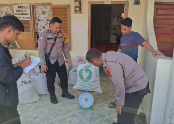 Polsek Siantar Selatan Kawal Penjualan 951 Kilogram Jagung Petani Binaan ke Bulog