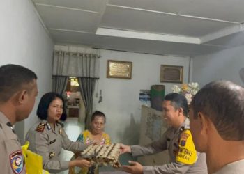 Sentuh Hati Warga, Polsek Siantar Utara Salurkan Bantuan untuk Penderita Hidrosefalus Jelang HUT Bhayangkara ke-80