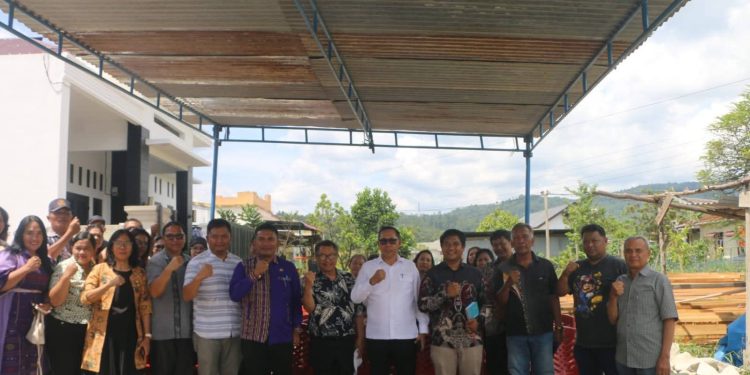 Bupati Taput Serap Aspirasi Masyarakat Terkait Pembangunan Jalan Ringroad TD. Pardede-Aekristop Bupati Taput Serap Aspirasi Masyarakat Terkait Pembangunan Jalan Ringroad TD. Pardede-Aekristop