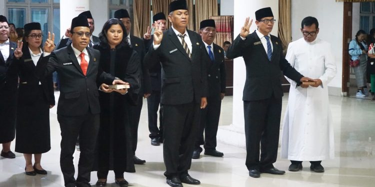 ‎Pemkab Tapanuli Utara Lantik 17 Pejabat Administrator Dilantik Perkuat Kinerja Perangkat Daerah