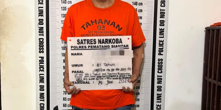Gagalkan Peredaran Sabu, Polres Pematangsiantar Amankan Dua Pelaku dengan Barang Bukti 6,69 Gram Gagalkan Peredaran Sabu, Polres Pematangsiantar Amankan Dua Pelaku dengan Barang Bukti 6,69 Gram