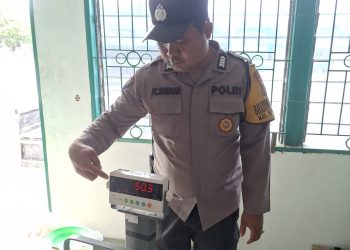 Polsek Siantar Marihat Kawal Penjualan 450 Kg Jagung Petani Binaan ke Bulog, Wujud Dukungan Ketahanan Pangan