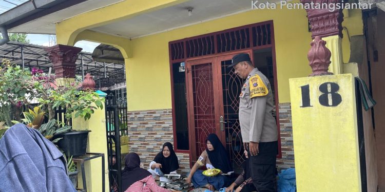 Kawal Program MBG, Bhabinkamtibmas Siantar Barat Pastikan Distribusi Gizi Tepat Sasaran untuk Balita dan Ibu Hamil