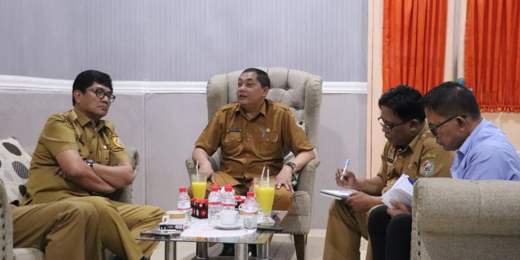 RSUD Tarutung Gelar Rapat Bersama Dewan Pengawas untuk Perkuat Tata Kelola dan Peningkatan Pelayanan Kesehatan