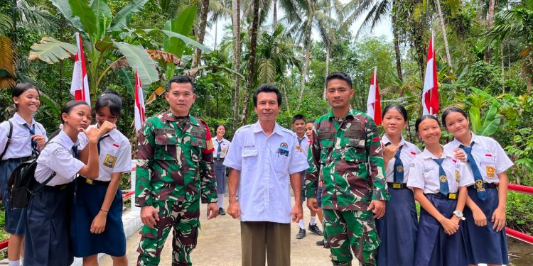 ‎Pemkab Tapanuli Utara gandeng TJSL PT. Taspen (Persero) berikan 1.500 bibit Durian Unggul kepada Kelompok Tani Kecamatan Parmonangan
