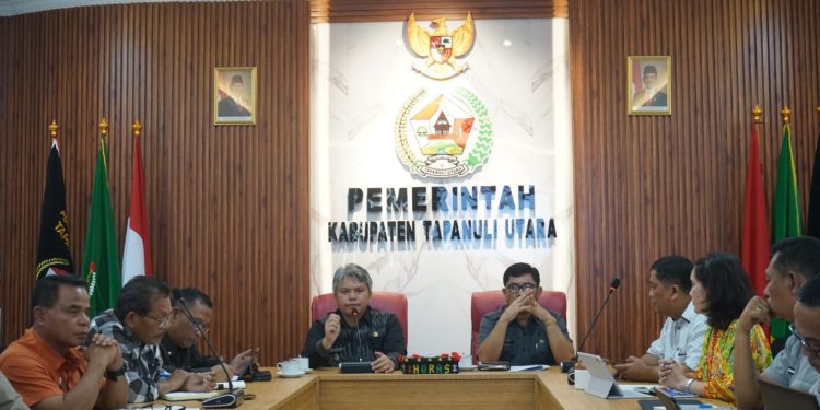 Pemkab Tapanuli Utara Gelar Bedah Rencana Aksi Setiap OPD demi Akselerasi Visi Misi Pemkab Tapanuli Utara Gelar Bedah Rencana Aksi Setiap OPD demi Akselerasi Visi Misi 