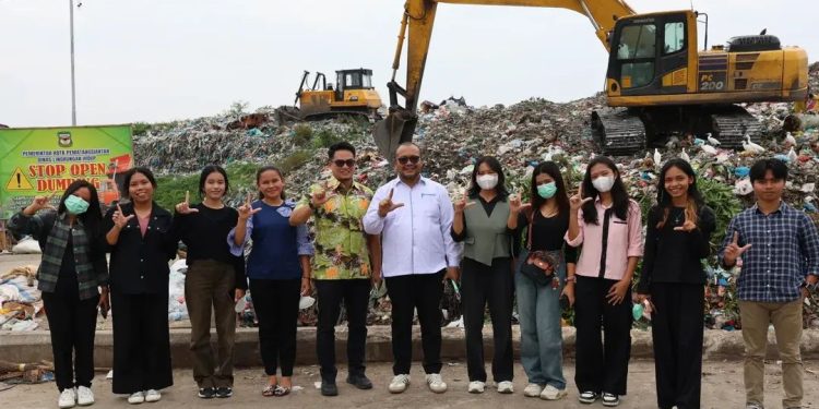 DLH Pematangsiantar Perkuat Sinergi dengan Akademisi, Mahasiswa Nommensen Diajak Tinjau Pengelolaan Sampah dan Laboratorium Lingkungan