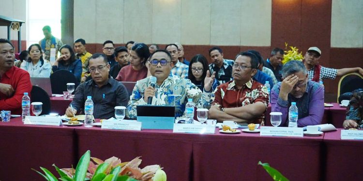 Kunjungan Baleg DPR RI, Bupati Samosir Dorong RUU Masyarakat Adat Segera Disahkan Kunjungan Baleg DPR RI, Bupati Samosir Dorong RUU Masyarakat Adat Segera Disahkan