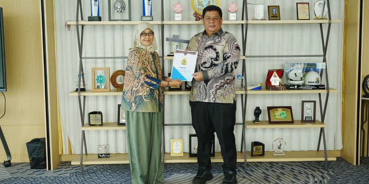 BUPATI SAMOSIR KUNJUNGI BAKTI KOMDIGI, USULKAN PENANGANAN BLANKSPOT