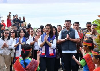 Dua Hari di Samosir, Ketua Pembina Posyandu Sumut Kahiyang Ayu Pastikan Pelayanan Posyandu Berjalan Optimal