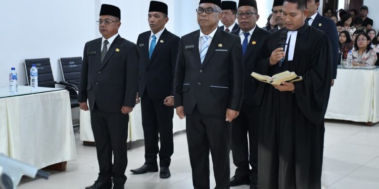 Wakil Bupati Samosir Lantik 9 Pejabat Tinggi Pratama, Tekankan Sinergi, Integritas, dan Prestasi