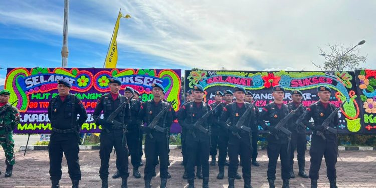 HUT Bhayangkara Ke-80, Personel Batalyon C Pelopor Brimob Polda Sumut Teguhkan Semangat Pengabdian untuk Masyarakat di Tapanuli Selatan HUT Bhayangkara Ke-80, Personel Batalyon C Pelopor Brimob Polda Sumut Teguhkan Semangat Pengabdian untuk Masyarakat di Tapanuli Selatan