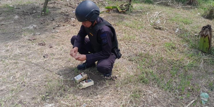 Tim Jibom Gegana Brimob Polda Sumut Bergerak Cepat, Granat Tangan Temuan Warga di Sunggal Berhasil Dimusnahkan