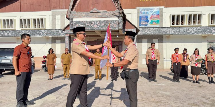 ‎Bupati Tapanuli Utara Lepas Kontingen Pramuka Menuju Jambore Daerah Sumatera Utara 2026