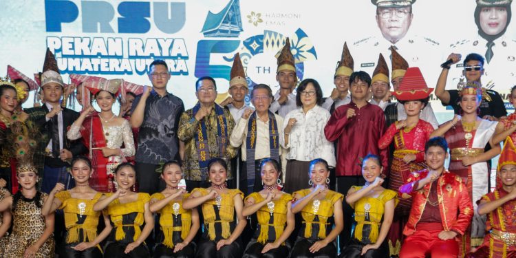 Wali Kota Wesly Promosikan Potensi Pematangsiantar di PRSU 2026, Pemko Tampilkan Budaya dan UMKM untuk Tarik Wisatawan serta Investasi Wali Kota Wesly Promosikan Potensi Pematangsiantar di PRSU 2026, Pemko Tampilkan Budaya dan UMKM untuk Tarik Wisatawan serta Investasi