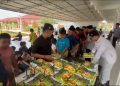 Brimob Polda Sumut Tebar Kepedulian, 250 Paket Nasi Kotak Dibagikan kepada Jamaah Masjid Al Baroqah dalam Program Jumat Berkah