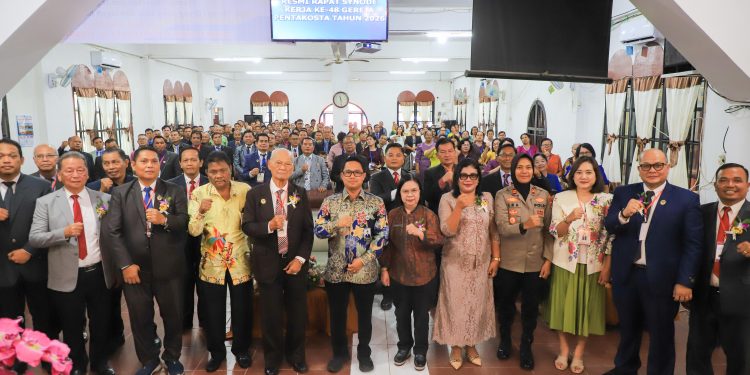 Pemko Pematangsiantar Dukung Rapat Sinode Kerja ke-48 Gereja Pentakosta, Perkuat Kerukunan dan Sinergi Membangun Kota Pemko Pematangsiantar Dukung Rapat Sinode Kerja ke-48 Gereja Pentakosta, Perkuat Kerukunan dan Sinergi Membangun Kota