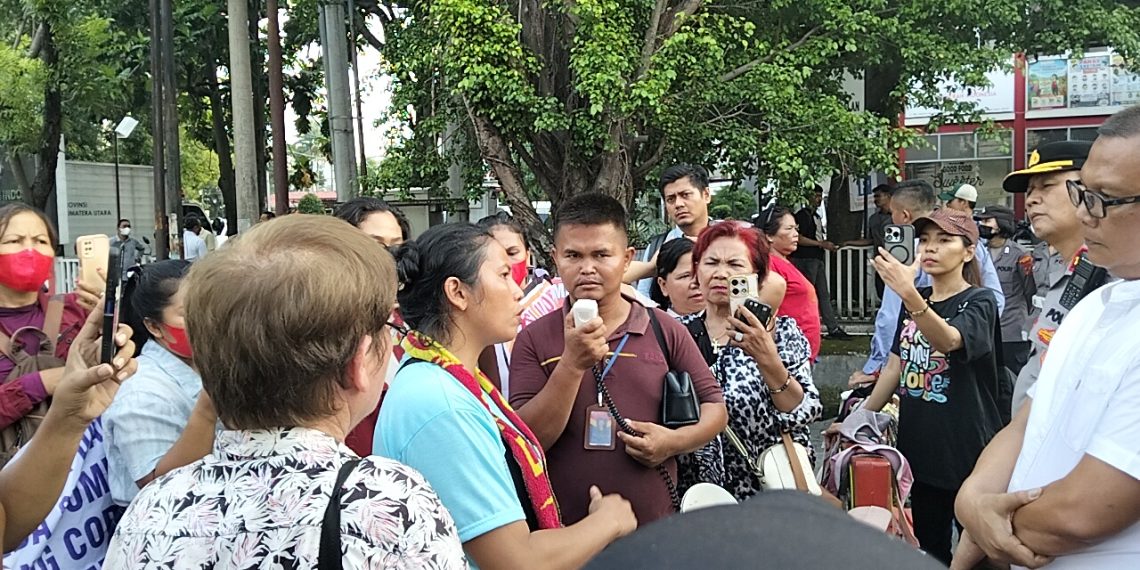 Aneh! Dipanggil Penyidik Selalu Mangkir, Istri DPO LS Malah Pimpin Aksi Ilegal